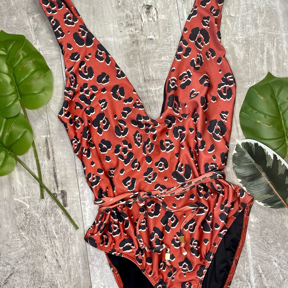 SUBOO Zanzibar Animal Print One Piece Swimsuit